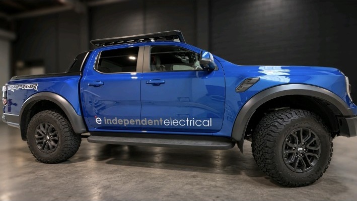 Independent Electrical · Vehicle branding